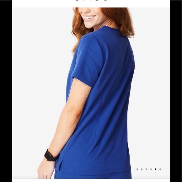 NWT FIGS Casma Three Pocket Scrub Top Winning Blue - Picture 5 of 9